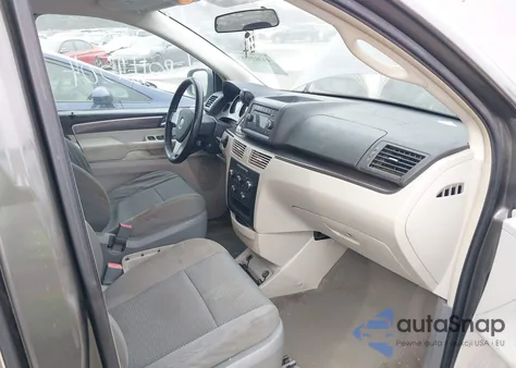 2010 Volkswagen Routan S z USA, uszkodzony, nr VIN 2V4RW4D10AR407247